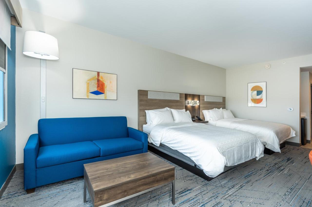 Holiday Inn Express & Suites Charlottesville By Ihg Exterior foto